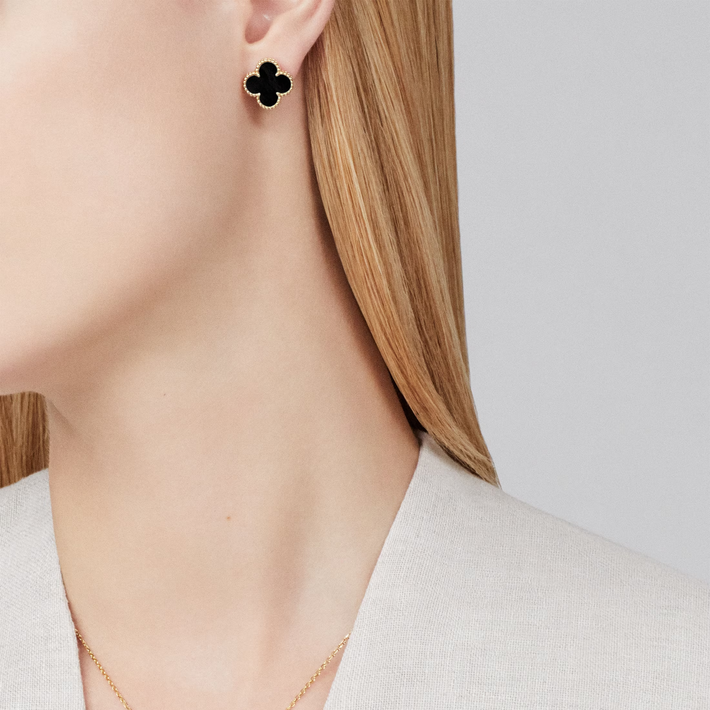 Onyx Clover Motif Earrings