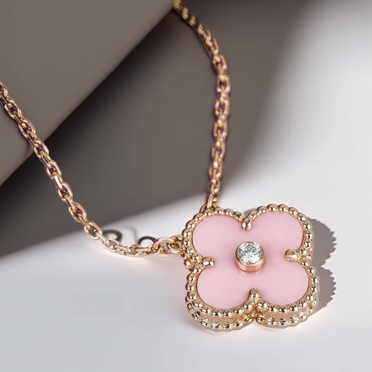 2015 Limited Clover Motif Pendant