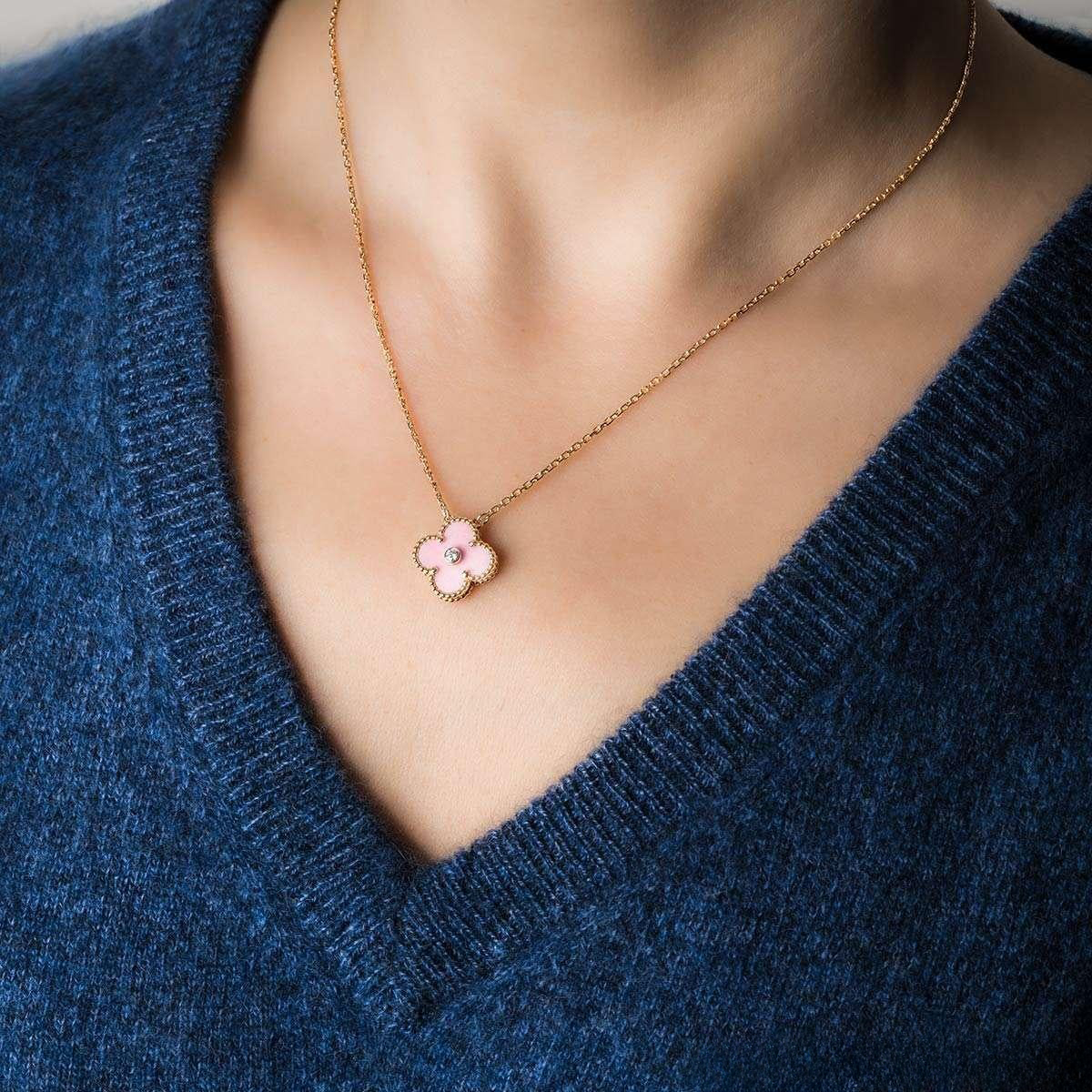 2015 Limited Clover Motif Pendant