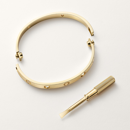 Timeless Amour Crystal Bracelet
