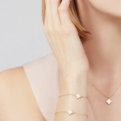 Mother-of-pearl Petite Lucky Clover Pendant