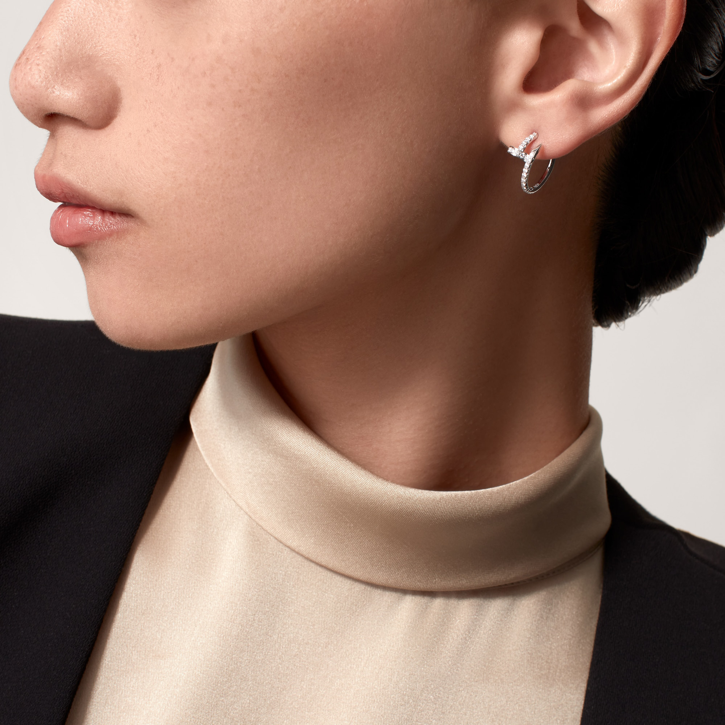 Amour Axis Crystal Earrings