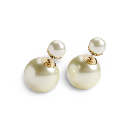 J’adore Classic Pearl Earrings