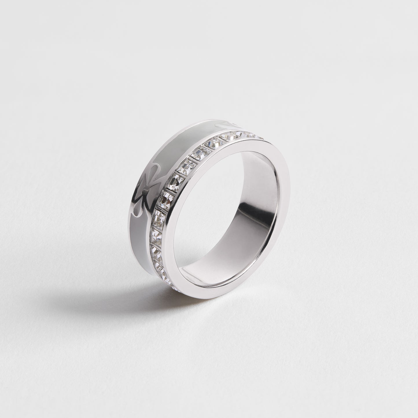 J'adore Pavé Bow Ring