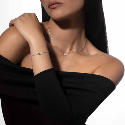 Solo Motion Pavé Necklace