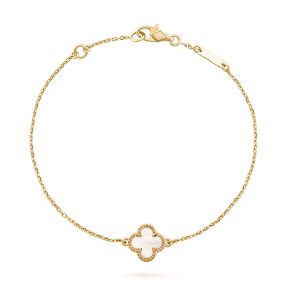 Mother-of-pearl Petite Lucky Clover Bracelet