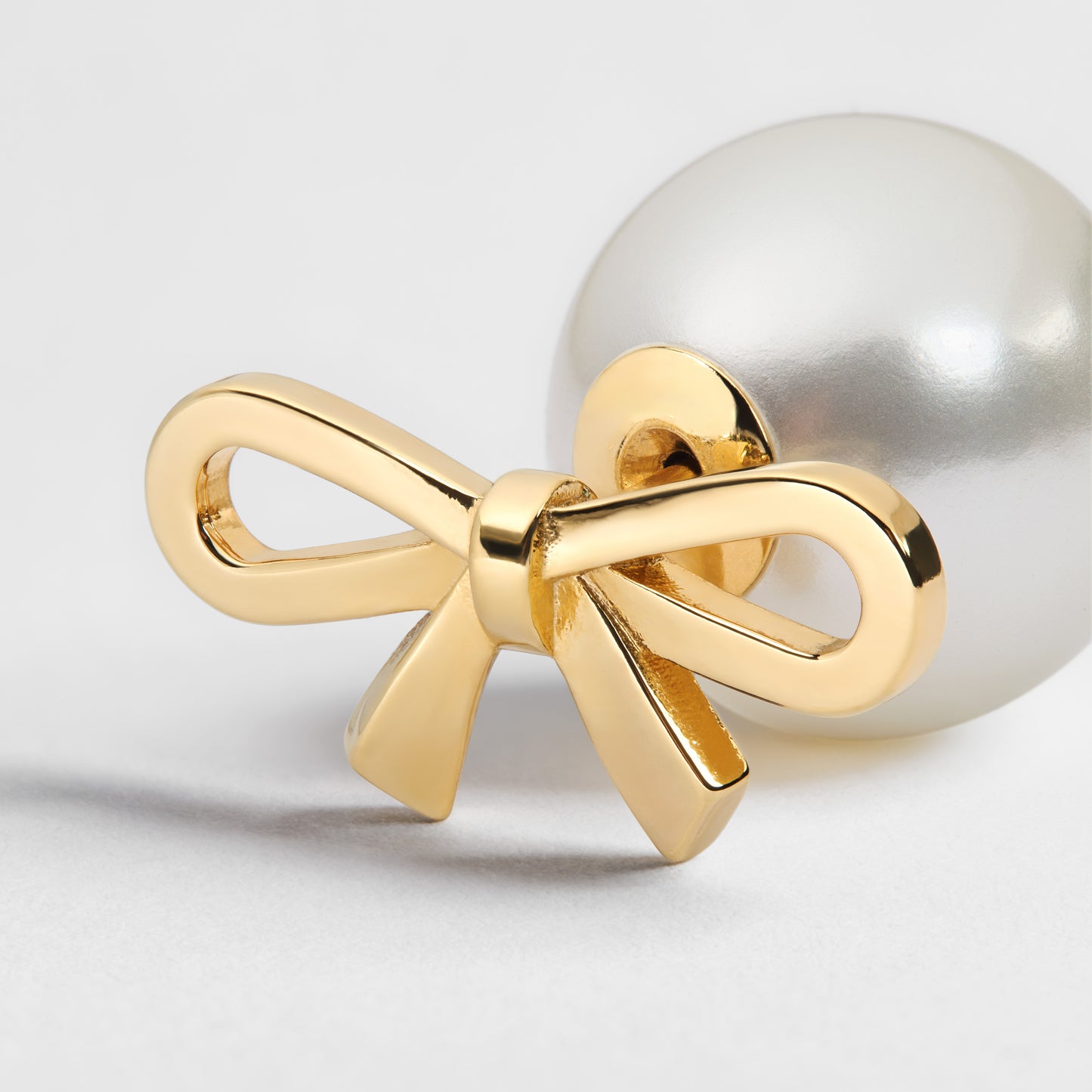 J'adore Bow Studs
