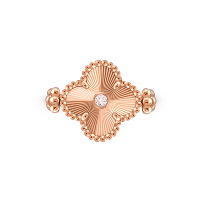Carnelian Clover Reversible Ring
