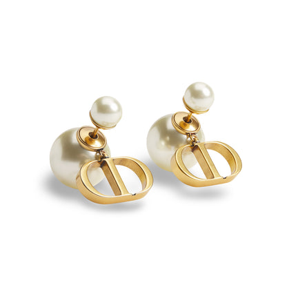 J’adore Signature Pearl Earrings