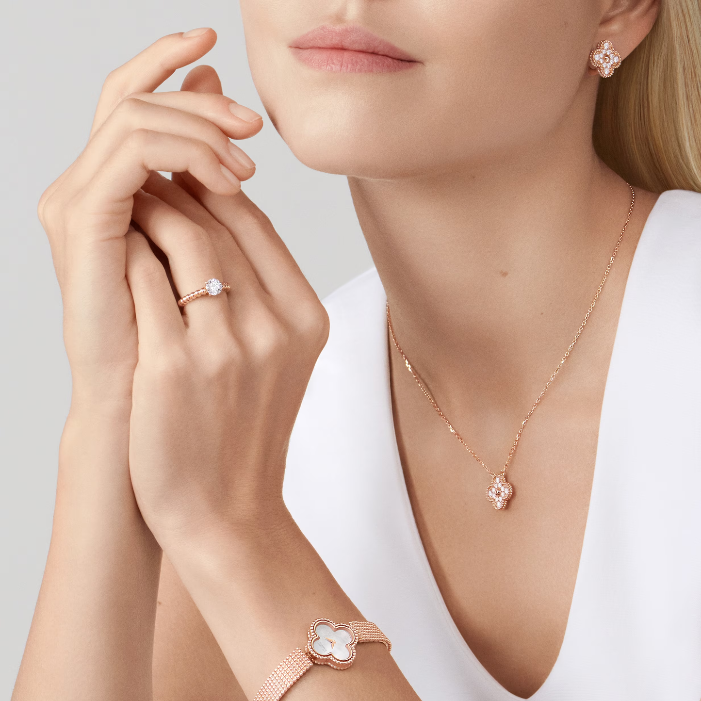 Diamanté Clover Motif Pendant