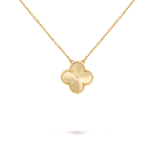 Lumière Clover Motif Pendant