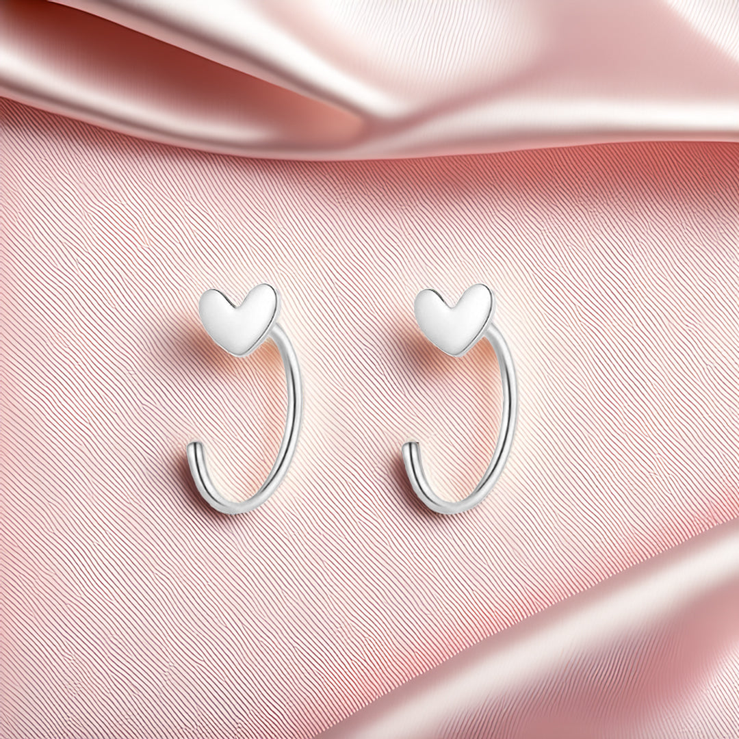 J'adoré Stud Earrings