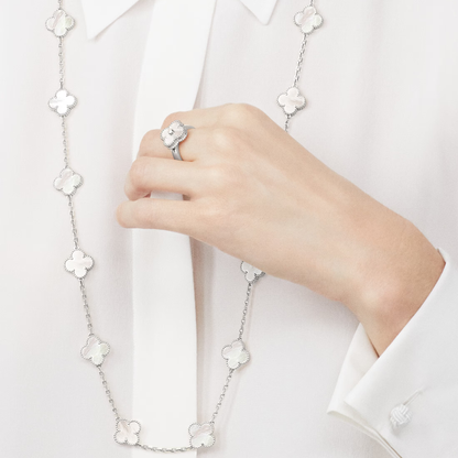 Mother-of-pearl Lucky Clover Long Necklace